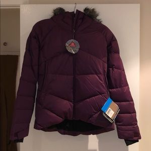 Columbia burgundy Omni heat jacket